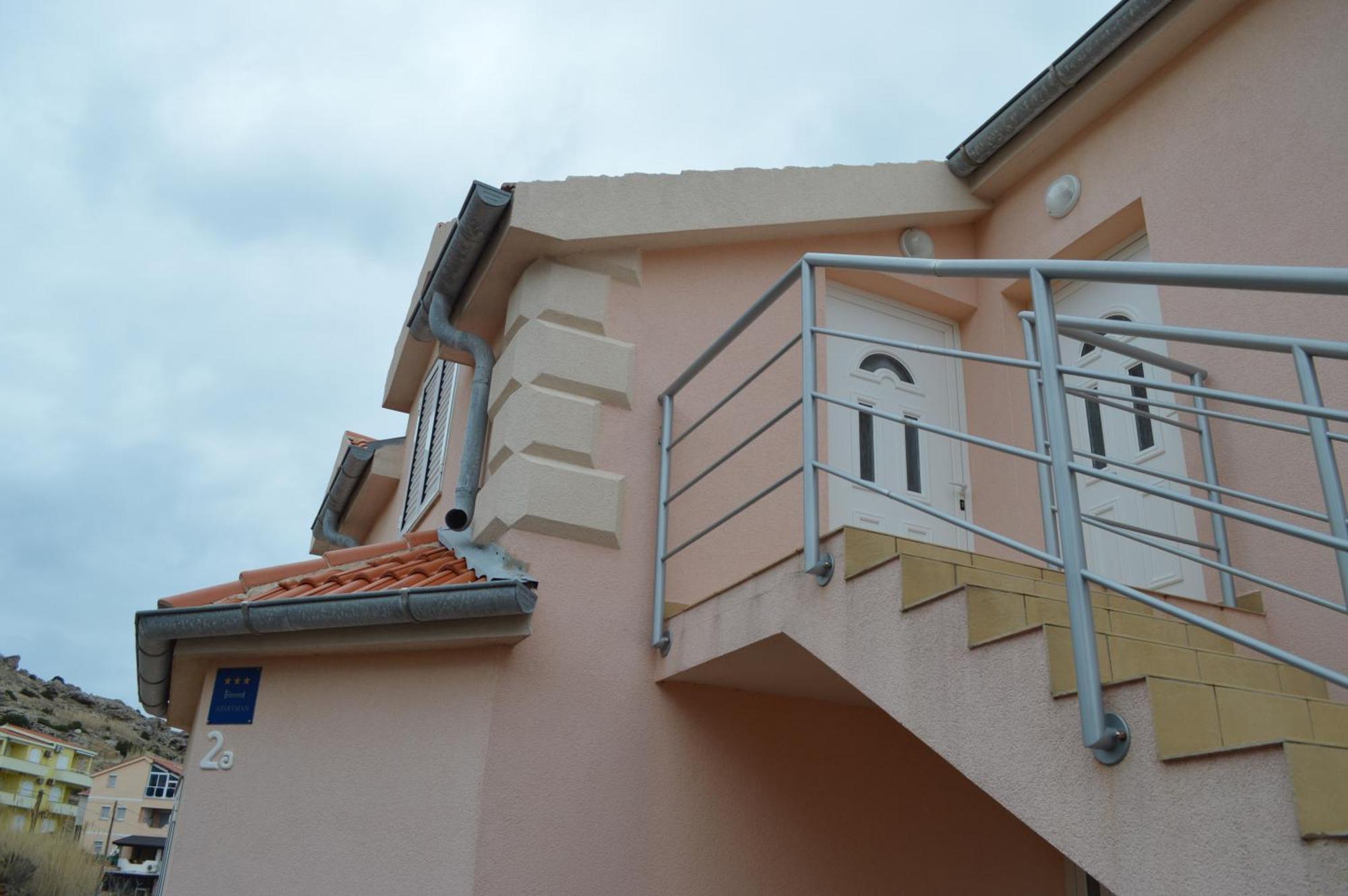 Apartments Matej Pag Town Exterior photo